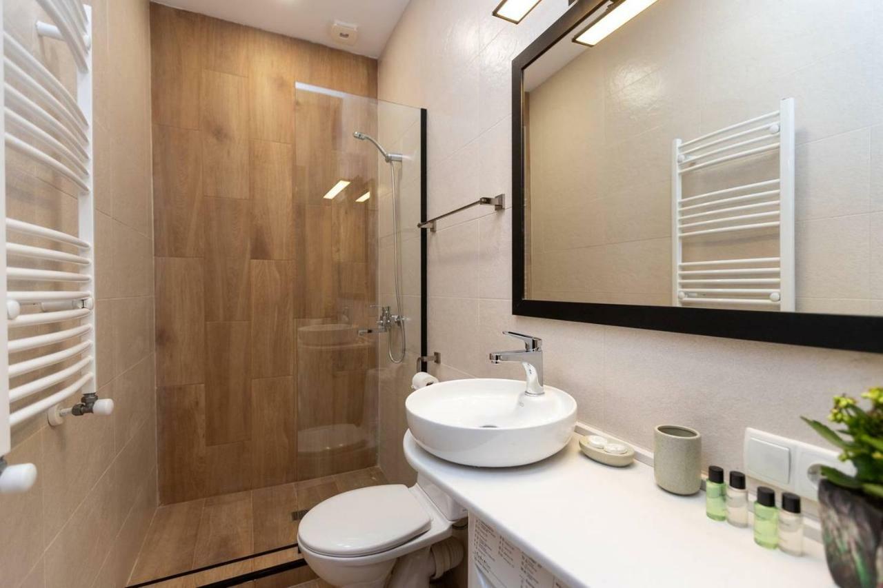 Wehost Apartment Near Fabrika ティビリシ エクステリア 写真
