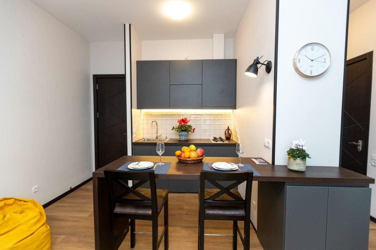 Wehost Apartment Near Fabrika ティビリシ エクステリア 写真